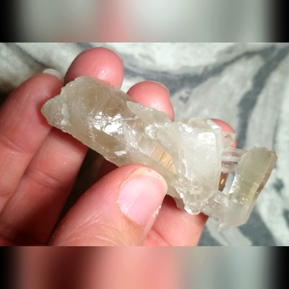 "CITRINE QUARTZ CRYSTAL SHARD"- NATURAL- ONLY ONE !! - Picture 5 of 5